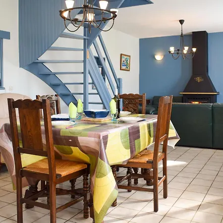 Holiday home 2 Bedroom Stunning In *
